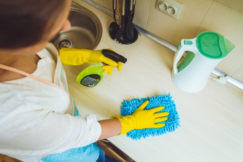 End of tenancy and commercial move out cleaning services in Barnet