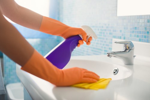 Professional mattress cleaning service in Barnet for a clean and fresh bedroom